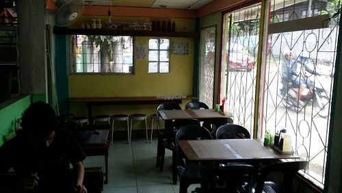 inside seating at Healthy U in Cebu