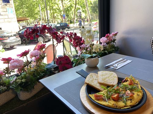 Vegan omelette  at 3Hugs Vegan Brunch Bar in Zagreb