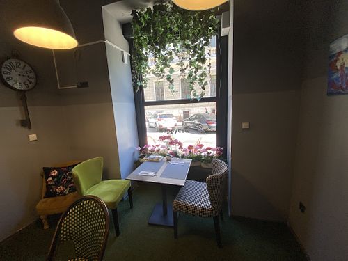 Inside with window view to the park square  at 3Hugs Vegan Brunch Bar in Zagreb