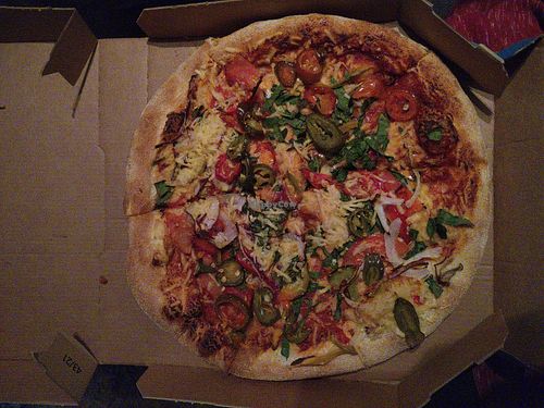 Spicy vegan pizza at Domino's Pizza - Meensesteenweg in Kortrijk