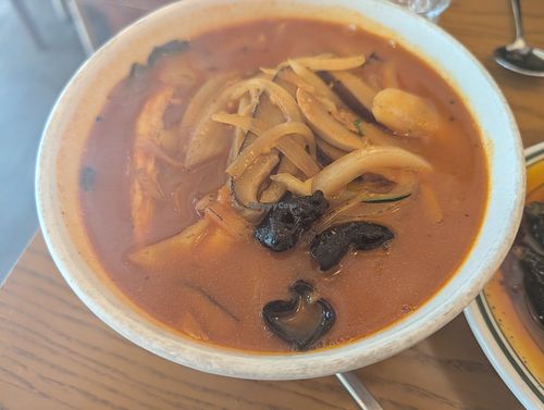 Vegan noodles at Alt.a in Seoul