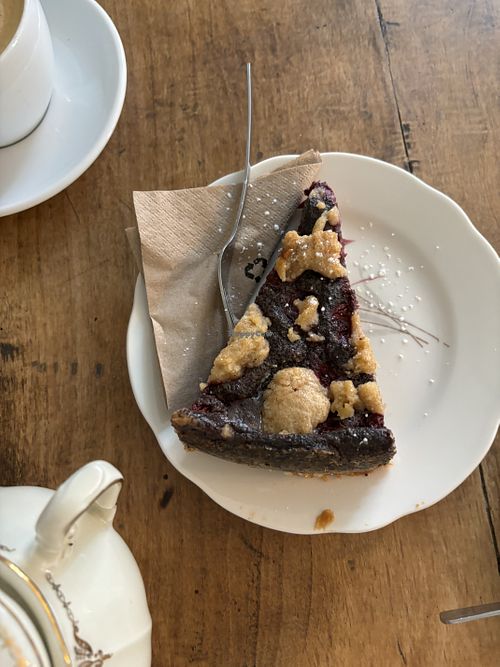 Poppy Seed Cherry Cake/ Mohn Kirsch Streusel  at Café Heimelig in Frankfurt