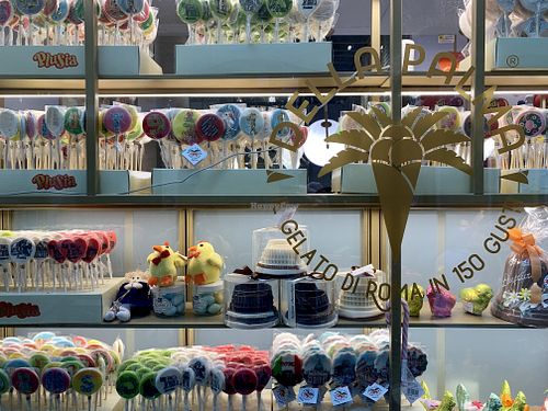 store front at Gelateria Della Palma in Rome