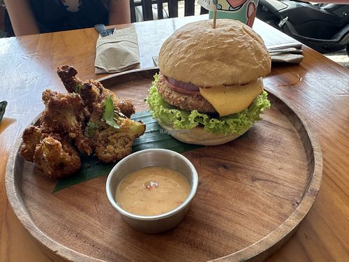 Sauce tree burger with cauli side  at Sauce Tree Kuta in Kuta