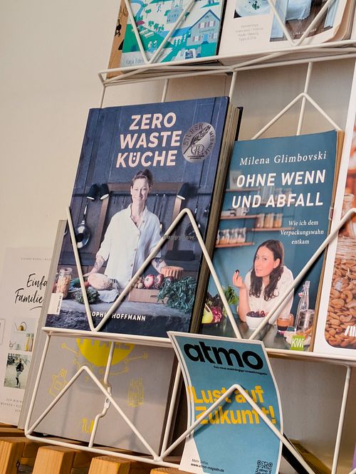 Books at Kaufladen Speyer Unverpackt Café at Kaufladen Speyer Unverpackt in Speyer