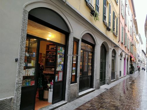 restaurant exterior at La Fonte della Vita in Como