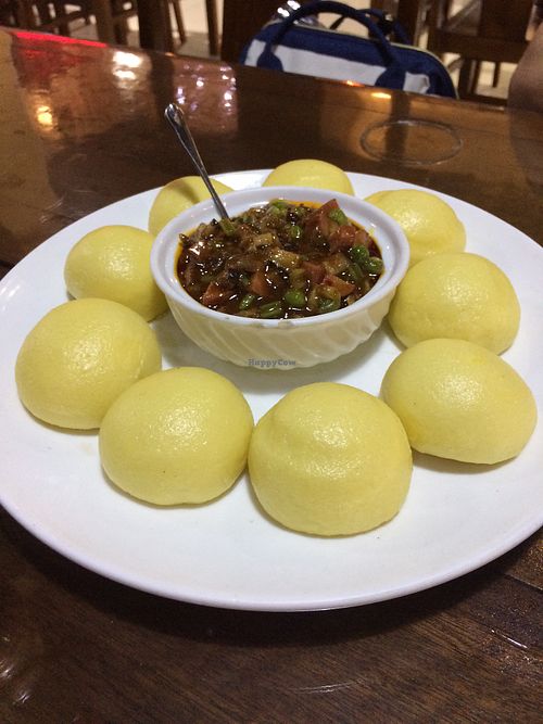 Steamed buns at Fu Hui Ci Yuan Vegetarian Restaurant in Beijing