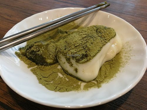 DIY matcha mochi at Amagi Queen - 天城女王 in Hualien