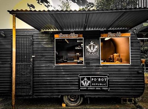 Permanent food truck  at Po' Boy Republic in Bellingen