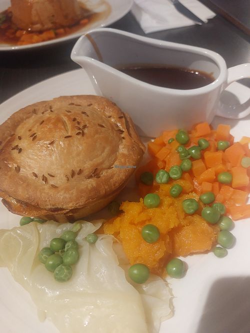 The Dog & Duck Kings Clipstone Review "New Menu! " by Lauzwhite