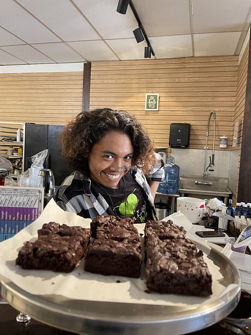 These gluten-free and vegan chocolate chip brownies are so yummy!!  at Love n Light in St Louis