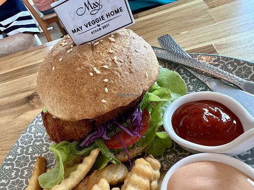 “Chicken" burger  #Veganuary at May Veggie Home in Bangkok