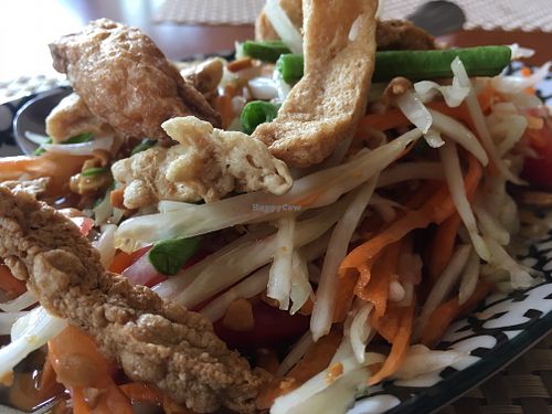 Papaya salad with peanuts and crispy tofu at May Veggie Home in Bangkok