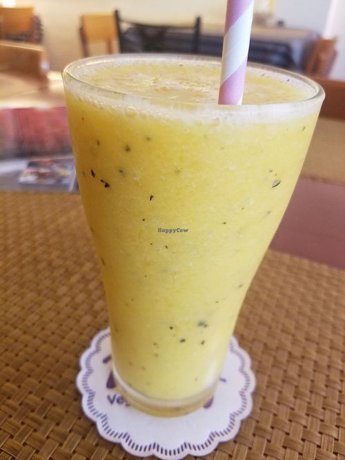 Mango passion fruit at May Veggie Home in Bangkok