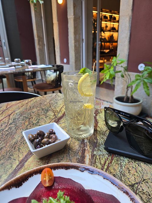 Porto tonico at Jardineiro - Vegan Kitchen in Porto