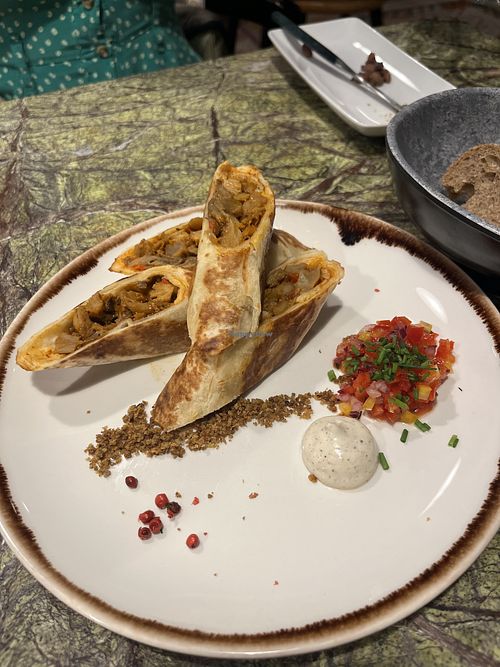 Tortilla starter - filled with a Spanish style seitan and very tasty with the dips  at Jardineiro - Vegan Kitchen in Porto