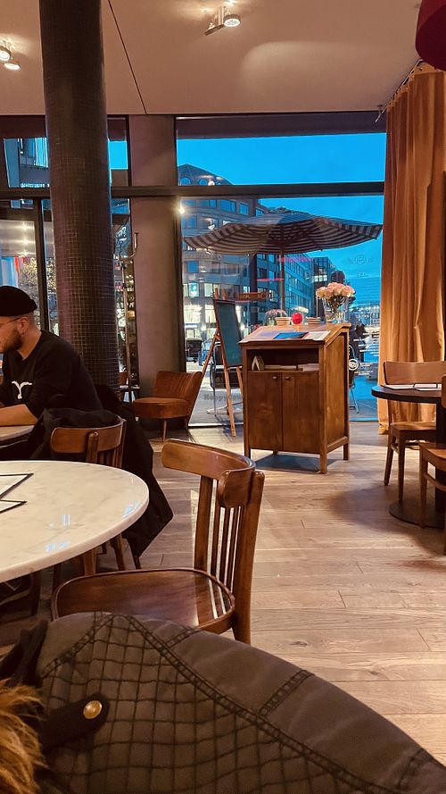   at L'Osteria in Hannover