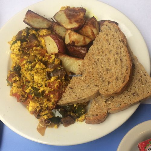 Tofu scramble with potatoes and toast at The Green Table in Palm Harbor
