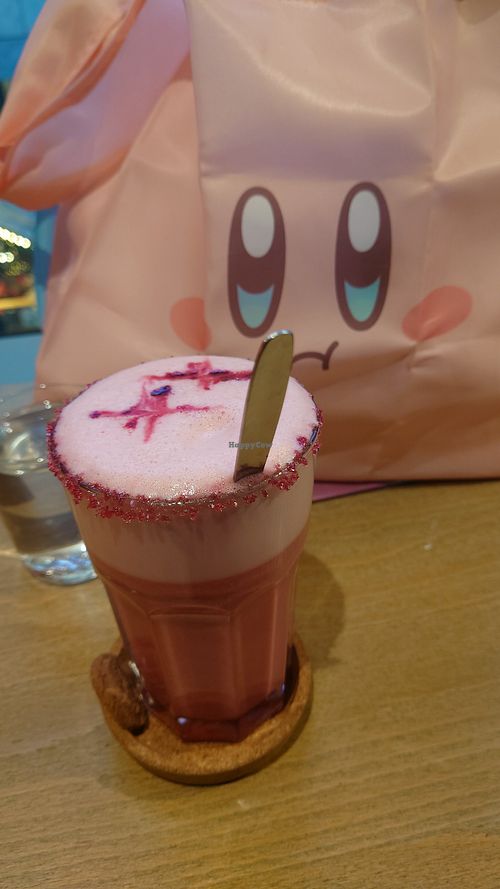  at LUSH Cafe in Munich