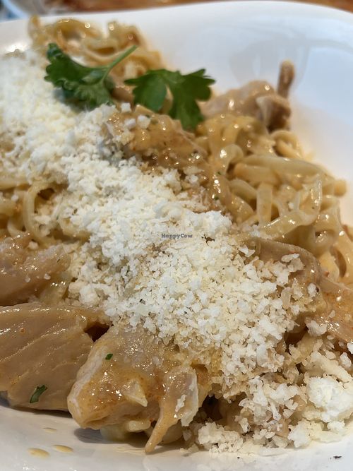No pollo pasta, great “chicken” texture    at Vapiano in Riga