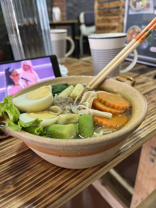   at Sthāni V² in Phnom Penh