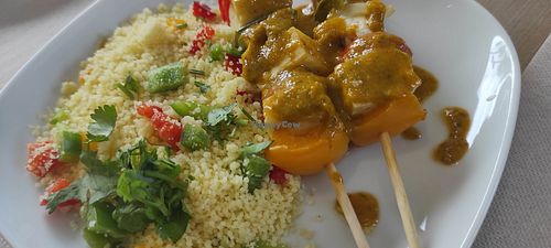 As espetadas também são ótimas... at Cajual Vegan Foodsters in Loule