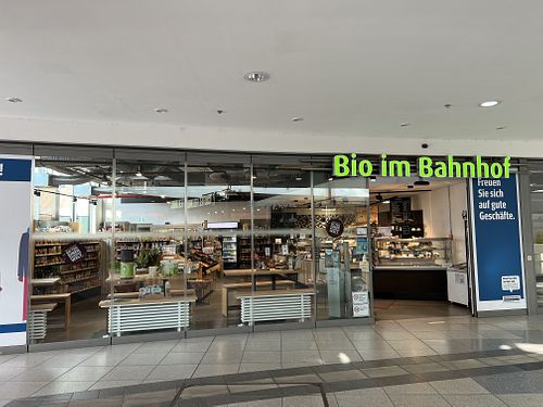 store front  at Biomarkt Naturata Bio im Bahnhof in Halle