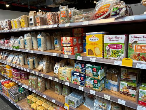 corn etc. at Biomarkt Naturata Bio im Bahnhof in Halle