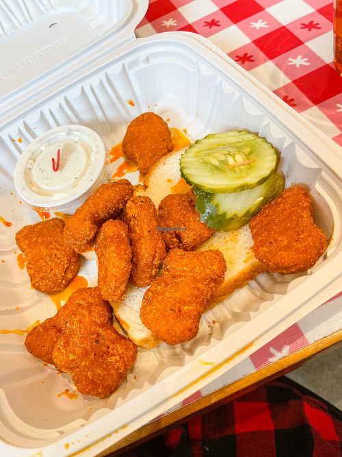 Hot Chicken Takeover Columbus Ohio Restaurant HappyCow