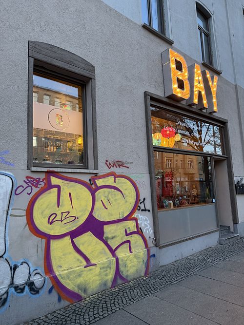 outside  at Bay Vegan in Halle