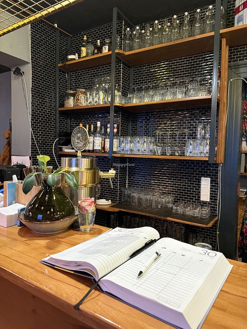 inside  at Bay Vegan in Halle