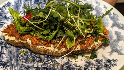 Tofu cream cheese toast at Maldita Gloria! in Alicante