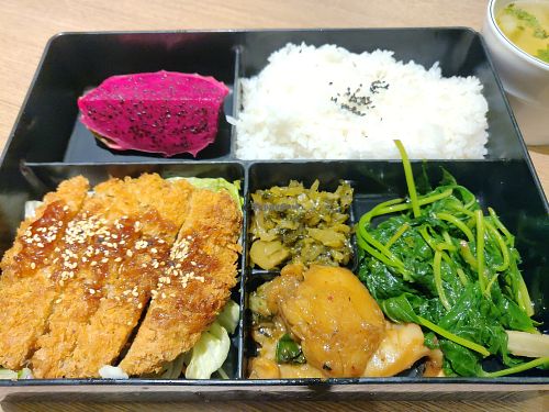 Veggie cutlet set at Green Land 綠色大地 in Hualien