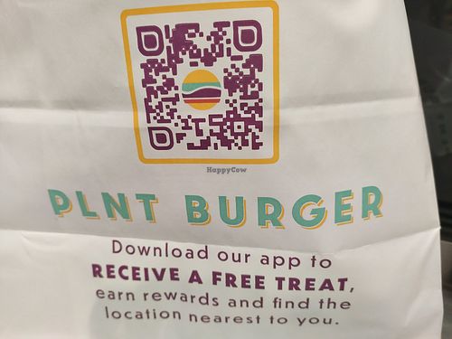 Para escanear su aplicacion at PLNT Burger in Boston