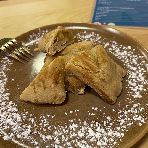 Warm Pineapple roll  at Pali Pali Alameda in Mexico City