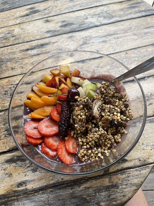 Granola açai bowl  at Neroli in Tel Aviv
