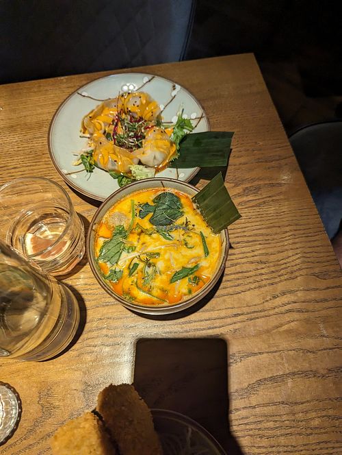 Kokossuppe und Dumplings at Zen Chay 2  in Cologne