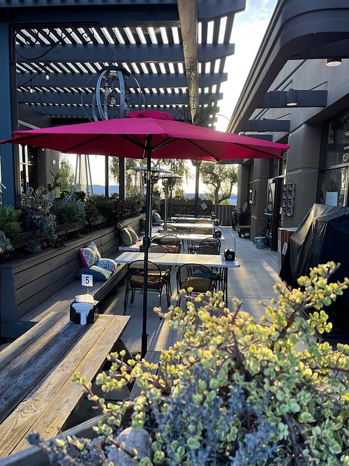 Outdoor patio at Happi Spatula in Vista