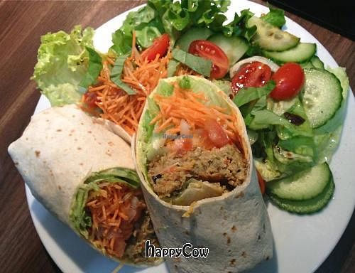 curry wrap at Cafebar Salon in Basel