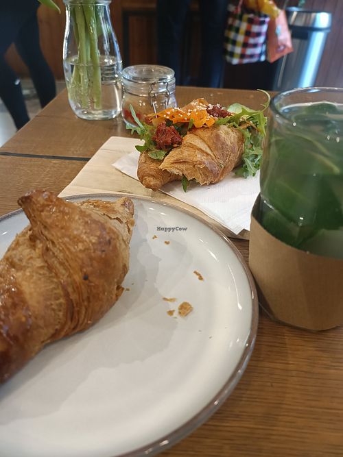 Croissants at Croissanterie in Berlin