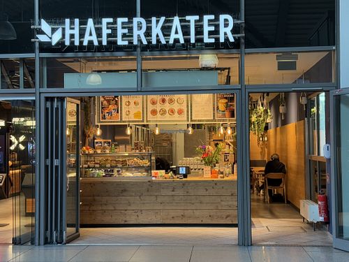 front #Veganuary at Haferkater - Hbf Mainz in Mainz