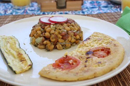 katxupa with chickpea omelette at Kasa d'Vizin B&B in Eito