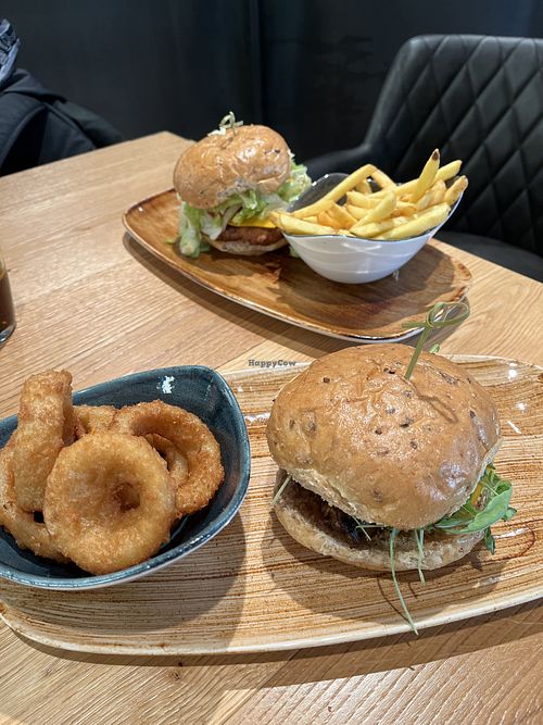 vegan cheeseburger and vegan kansas burgerr  at Le Burger in Klagenfurt