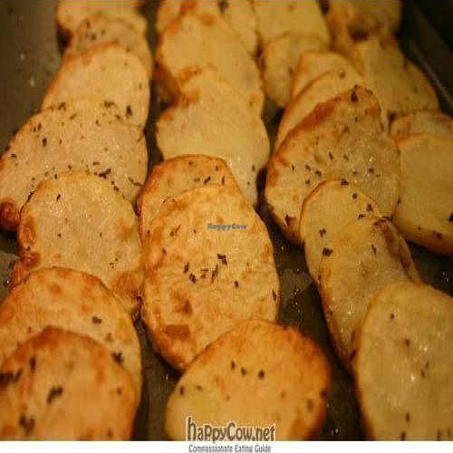 Potato baked with herbs at New Start Restaurant in Seoul