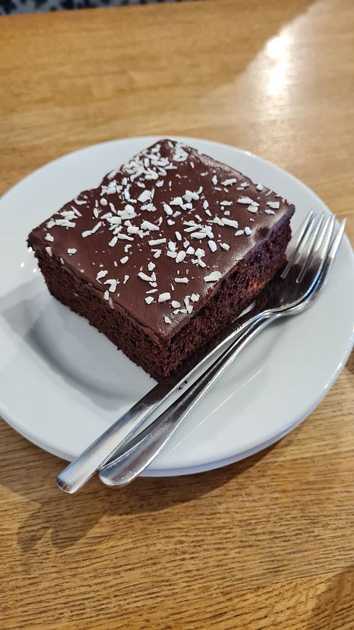 Vegan mocca cake at CaféArt in Turku