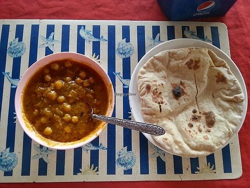 chana masala (chickpeas) with chapatti at Nazim Indian Restaurant in Vang Vieng