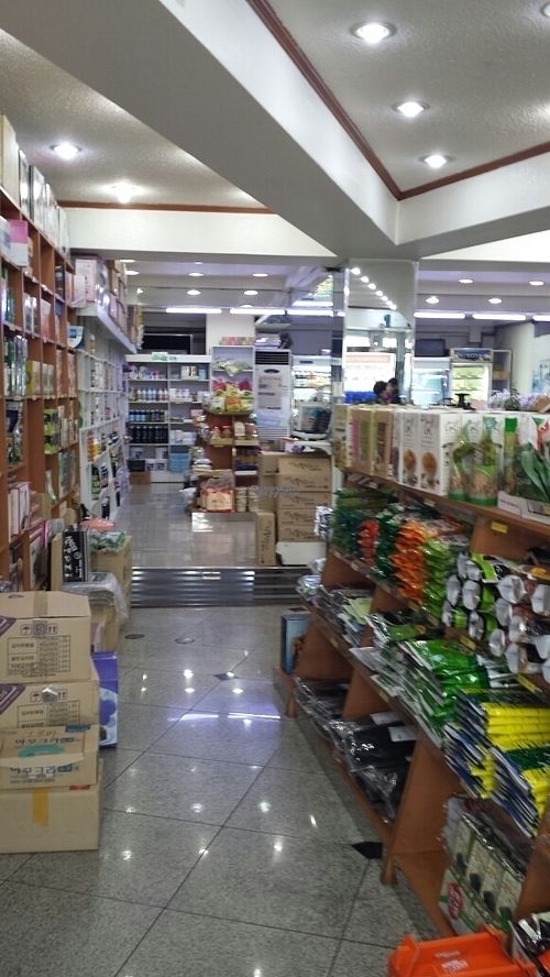 Hunza store aisle at Hunza Maul 훈자건강마을 in Seoul