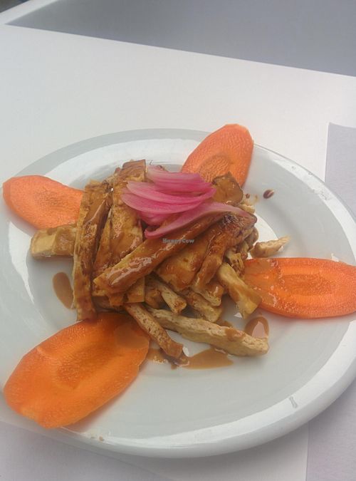 Grilled tofu with sauce at Veggie Garden - Dels Angels in Barcelona