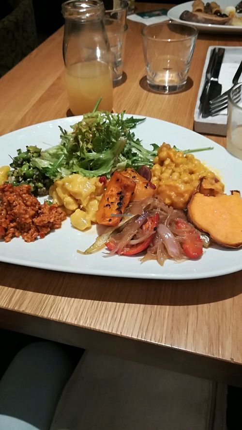 Buffet at Yamm in Vienna