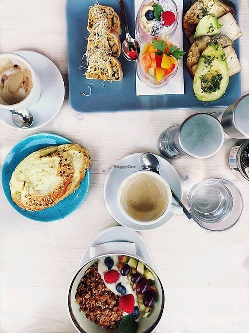 vegan breakfast at Yamm in Vienna